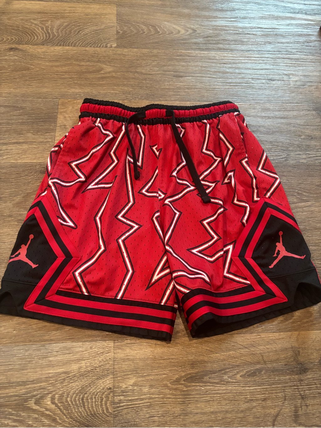 Jordan Dri-Fit Air Diamond Shorts Red Black Print 6.5” Mens Medium Basketball